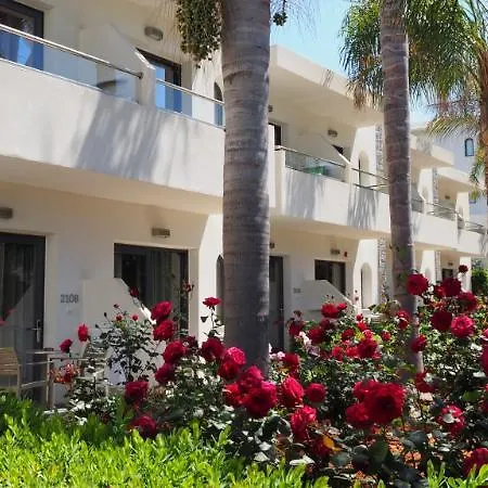Cooeee Kyknos Malia (Crete)